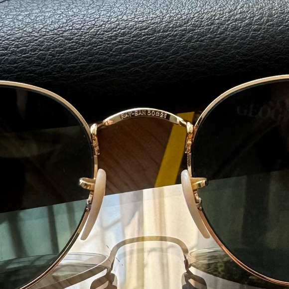 Round Gold Ray-bans - Picture 5 of 9